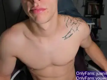 Chaturbate Live Sex Cam of juanisimo_