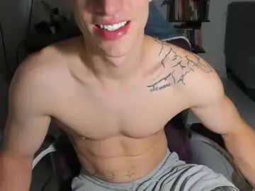 Chaturbate Live Sex Cam of juanisimo_