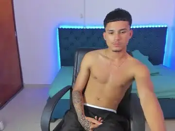Chaturbate Sex Cam of liam_hard01
