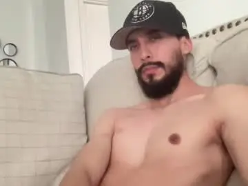 Chaturbate Live Sex Cam of papicubano_guapo23cm