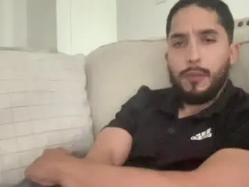 Chaturbate Live Sex of papicubano_guapo23cm