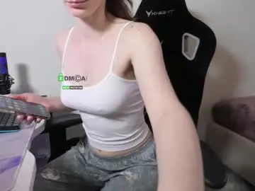 Chaturbate Nude Webcam of skyqueeni