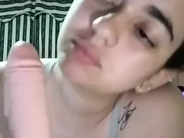 Chaturbate Free Porn Cam of ariadna_25_
