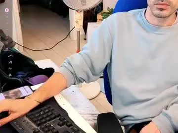 Chaturbate Adult Video Chat of curiousgenie