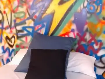 Chaturbate Watch Live Sex Cams of kyliebenson