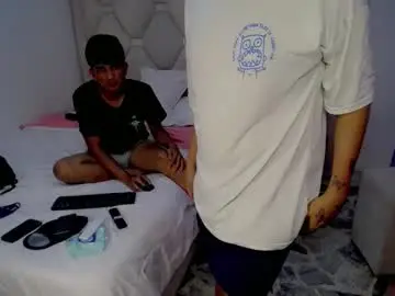 Chaturbate Sex Chat of maxwell_boys