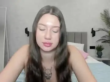 Chaturbate Live Sex Cam of mina_bina