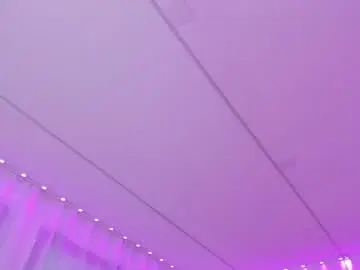 Chaturbate Live Sex Cam of miss_diamond__