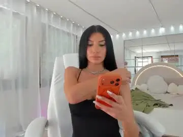 Chaturbate Adult Video Chat of miss_diamond__