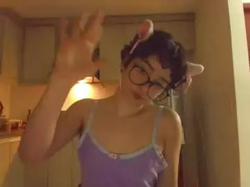 Chaturbate Nude Webcam of petitee_lunna