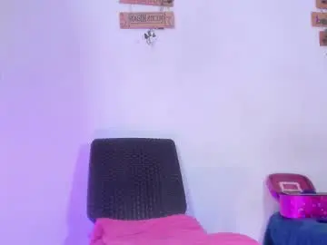 Chaturbate Adult Video Chat of alisiacollinsss