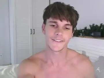 Chaturbate Watch Live Sex Cams of eric_crush