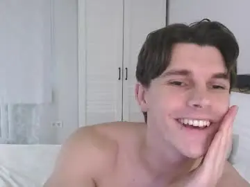 Chaturbate Live Sex Cam of eric_crush