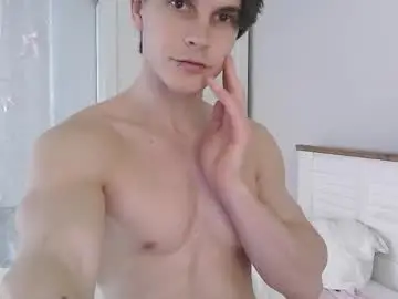 Chaturbate Best live sex cam show of eric_crush