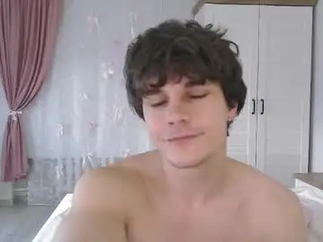 Chaturbate Nude Webcam of eric_crush