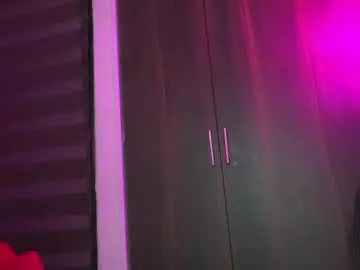 Chaturbate Adult Video Chat of leiaah__