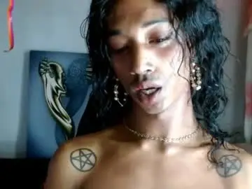 Chaturbate Watch Live Sex Cams of maidi_hot