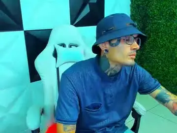 Chaturbate Sex Chat of boy_tatto77