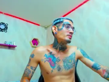 Chaturbate Adult Video Chat of boy_tatto77