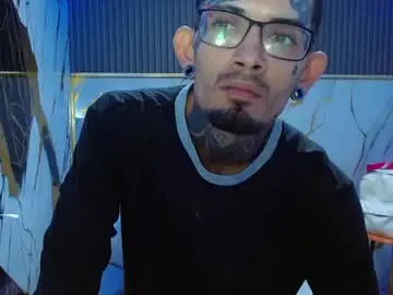 Chaturbate Live Porn of boy_tatto77