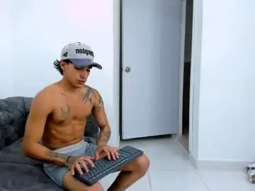 Chaturbate Sex Cam of kroywave