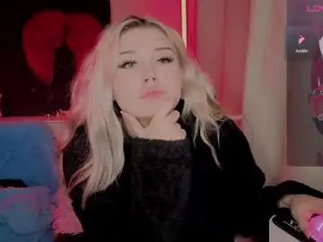 Chaturbate Adult Webcams of lilhornyprincess