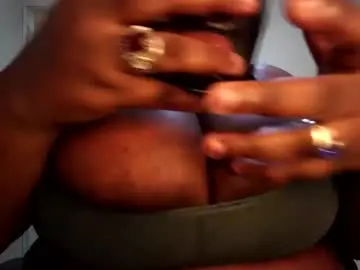 Chaturbate Free Porn Cam of sweetthick_2