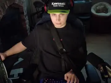 Chaturbate Live Sex Cam of bubblebuttbdn