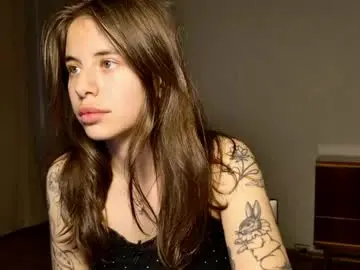 Chaturbate Sex Chat of lucyrait