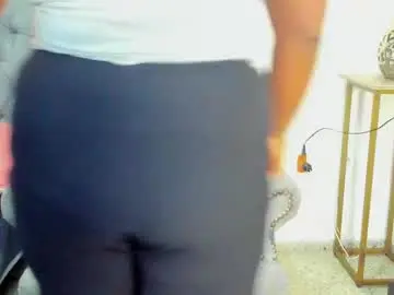 Chaturbate Live Sex Cam of nahirobyy_ebonyy