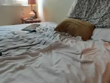 Chaturbate Live Sex Cam of p_guin12345