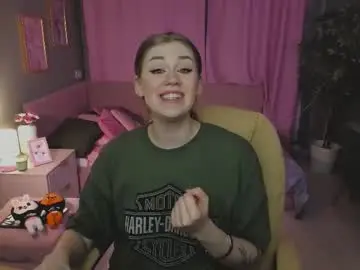 Chaturbate Live Sex Cam of alison_doody