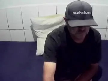 Chaturbate Sex Chat of augustopierdona26