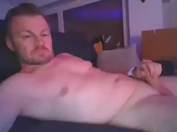 Chaturbate Adult Video Chat of handsomebody22