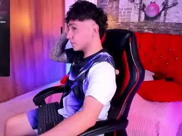 Chaturbate Best live sex cam show of nicolas_james_sc