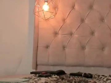 Chaturbate Live Sex Cam of zamirasc