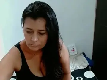 Chaturbate Sex Chat of adriana_milf