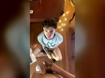 Chaturbate Watch Live Sex Cams of daniel_collins07