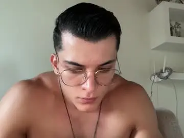 Chaturbate Live Sex of maximohoot