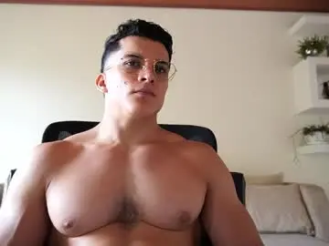 Chaturbate Free Porn Cam of maximohoot