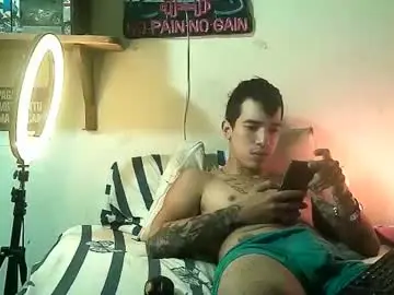 Chaturbate Nude Webcam of yeisoncastellanos1999