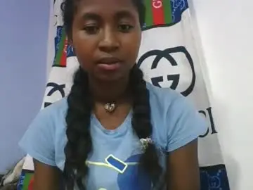 Chaturbate Live Sex Cam of chantale483461