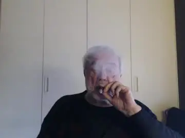 Chaturbate Watch Live Sex Cams of ciaoamoremio3