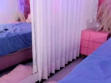 Chaturbate Live Porn of kitana_clark