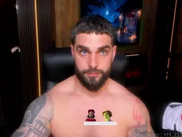 Chaturbate Live Sex Cam of mrkarlhot99