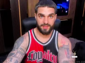 Chaturbate Live Sex Cam of mrkarlhot99