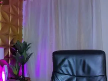 Chaturbate Adult Video Chat of nahiavictoria