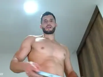 Chaturbate Nude Webcam of noah_jhonsonn