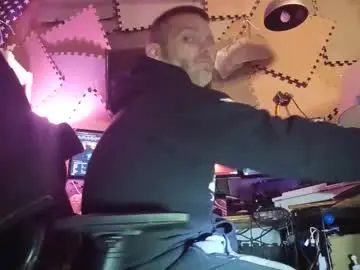 Chaturbate Free Porn Cam of str8foryouguy