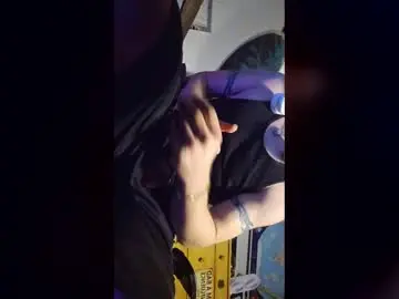 Chaturbate Free Porn Cam of str8foryouguy